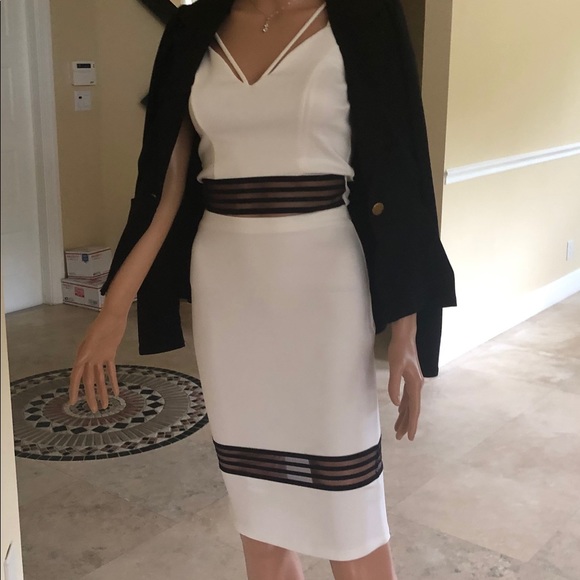 White 2 Pc. Top/Skirt Set **NEW - Picture 3 of 8